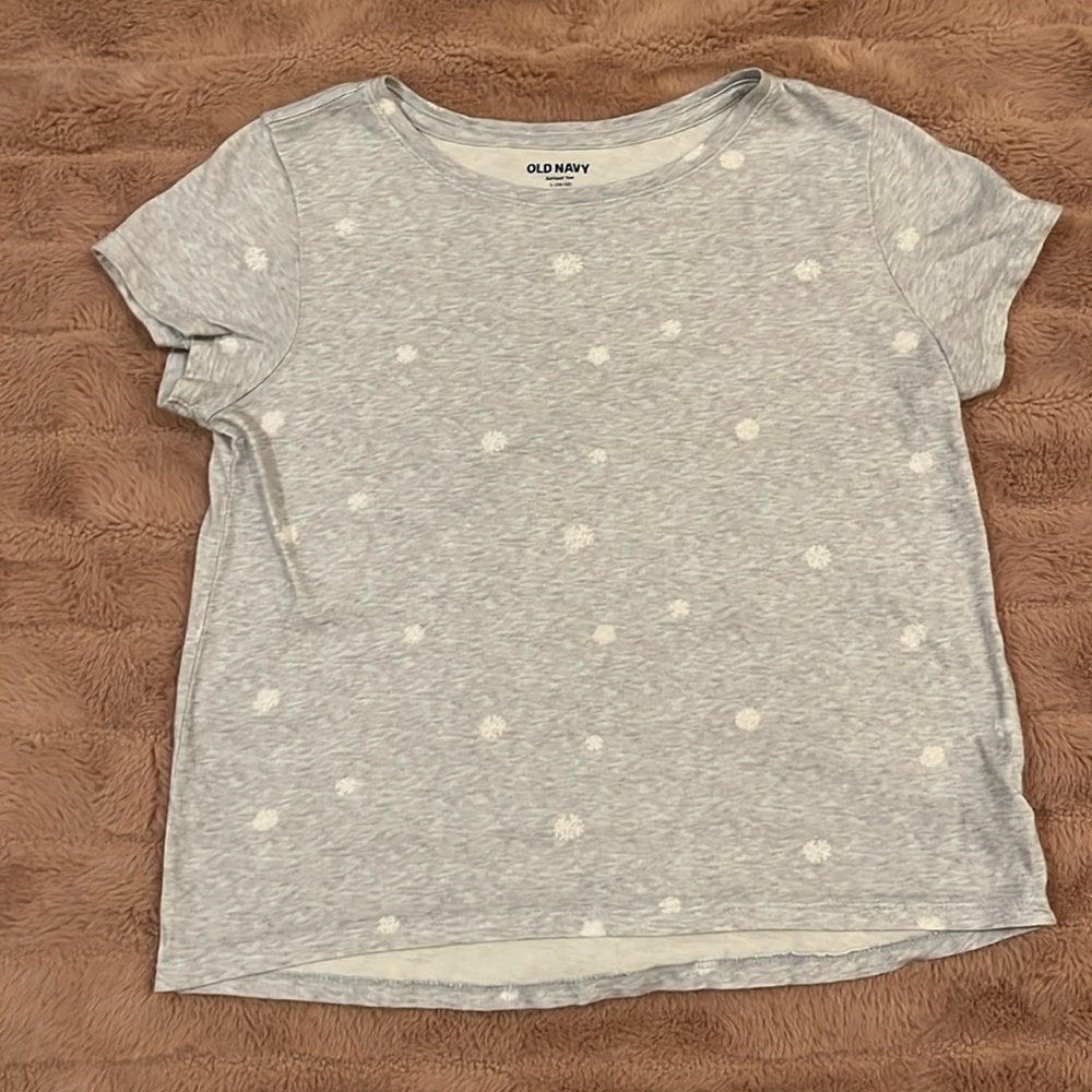 Old Navy Soft Snowflake Tee size 10-12